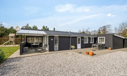 'Ludvika' - 300m to the fjord