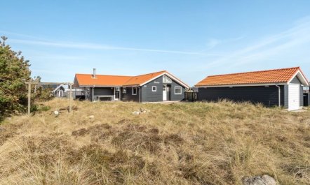 'Øde' - 350m from the sea