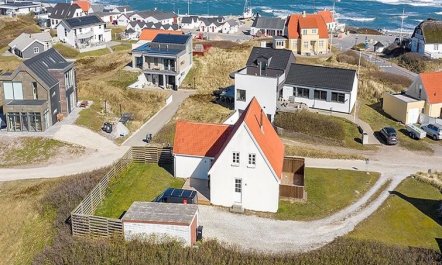 'Bernice' - 150m from the sea