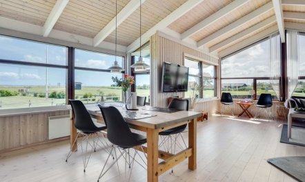 'Gyda' - 100m from the sea 6