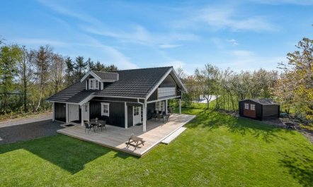 'Adelia' - 850m to the fjord 4