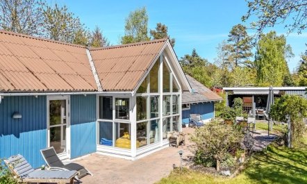 'Akule' - 6km from the sea