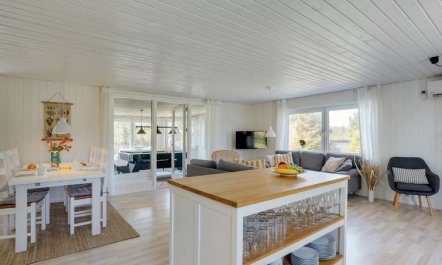 'Styrmer' - 1.2km from the sea 7