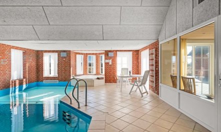 'Gytha' - 75m from the sea 7