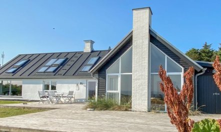 'Alkmar' - 75m from the sea 4