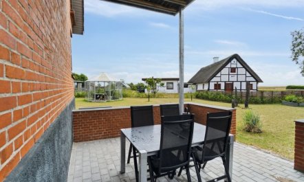 'Amely' - 500m from the sea 6