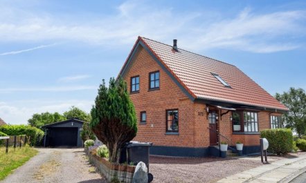 'Amely' - 500m from the sea 3