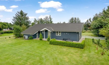 'Nauka' - 400m to the fjord 3