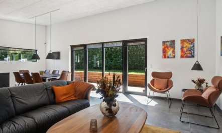 'Thorkjell' - 350m from the sea 2