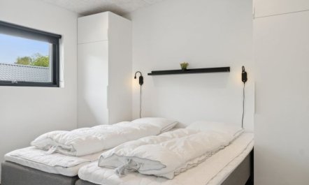 'Thorkjell' - 350m from the sea 5