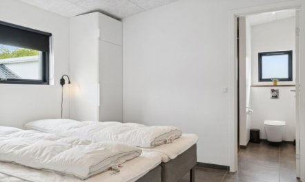 'Thorkjell' - 350m from the sea 7