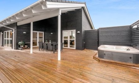 'Markku' - 400m from the sea