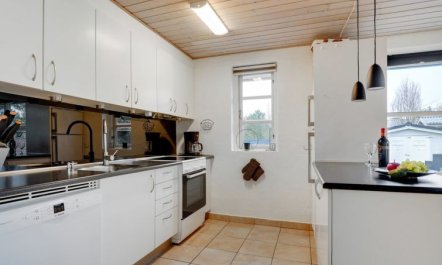 'Svenn' - 400m from the sea 5