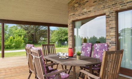 'Roope' - 50m from the sea 4