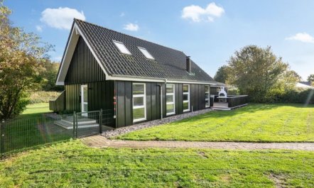 'Soeren' - 300m from the sea 2