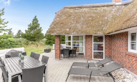 'Ronna' - 2.2km from the sea 5