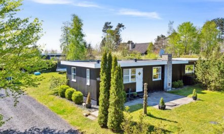 'Ønd' - 600m from the sea 1