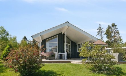 'Harald' - 300m from the sea 1