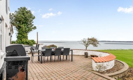 'Thorge' - 75m to the fjord 1