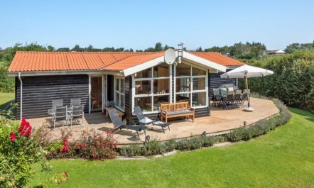 'Kai' - 500m to the fjord 7