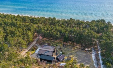 'Keyla' - 50m from the sea