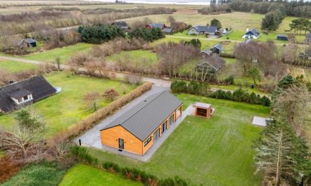 'Grimar' - 400m to the fjord 4