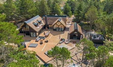 'Hejdie' - 750m from the sea