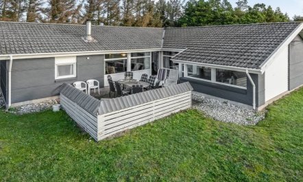 'Tali' - 700m from the sea