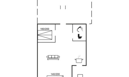'Elisabeta' - 60m from the sea 2