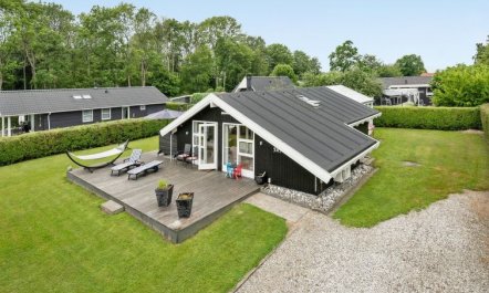 'Ullakarin' - 350m from the sea