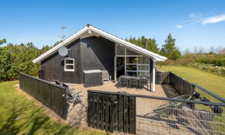 'Rekke' - 300m to the fjord 2