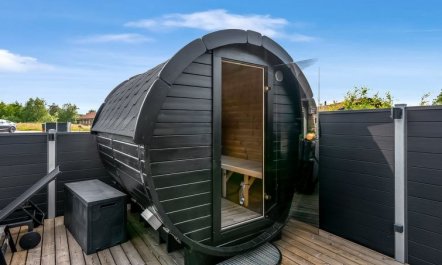 'Bryngeir' - 750m from the sea 3