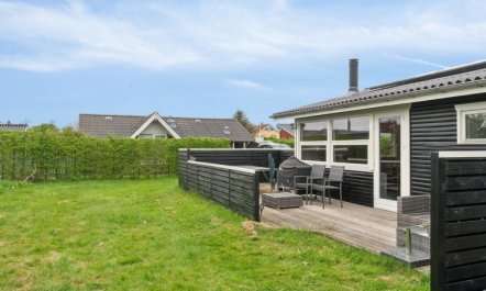 'Ritha' - 175m from the sea 3