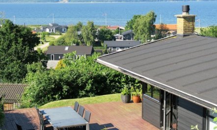 'Stjerne' - 300m from the sea