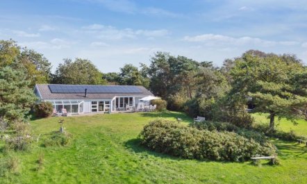 'Joella' - 75m from the sea 1