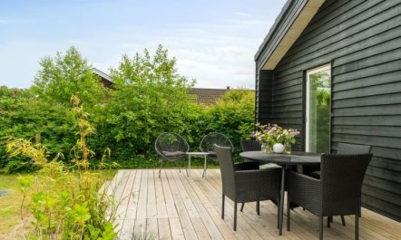 'Sys' - 150m from the sea 4