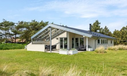 'Thove' - 600m from the sea