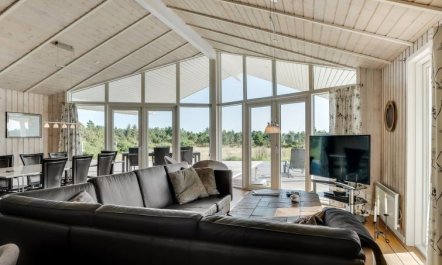 'Eljas' - 200m to the fjord 2