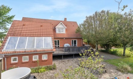 'Auguste' - 1.5km to the fjord 7