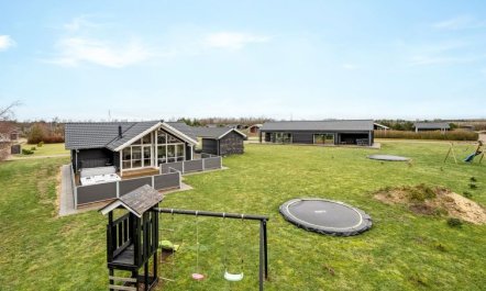 'Gertrude' - 1.1km to the fjord 5