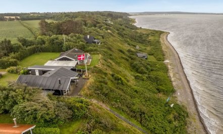 'Diderik' - 20m to the fjord 1