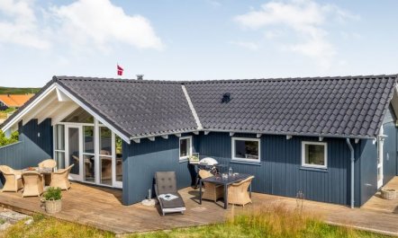 'Effie' - 500m from the sea 6