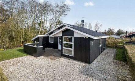 'Marten' - 1.2km to the fjord 2