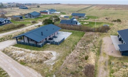 'Dorrit' - 1.2km from the sea 1