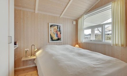 'Sitka' - 250m from the sea 1