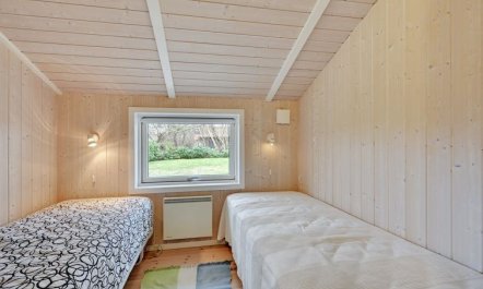 'Sitka' - 250m from the sea 5