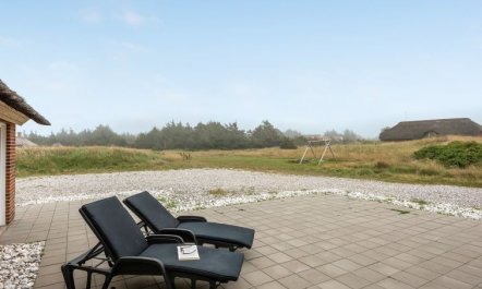 'Matrona' - 750m from the sea 2