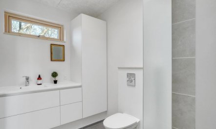 'Haubert' - 500m to the fjord 7