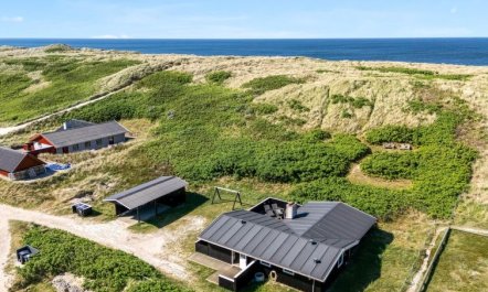 'Lill' - 50m from the sea