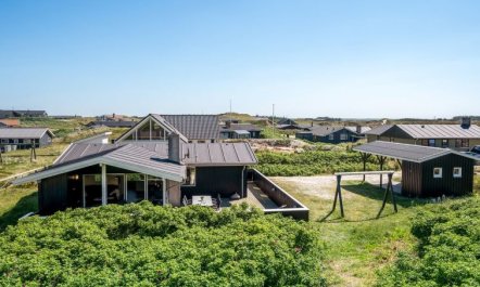 'Lill' - 50m from the sea 4